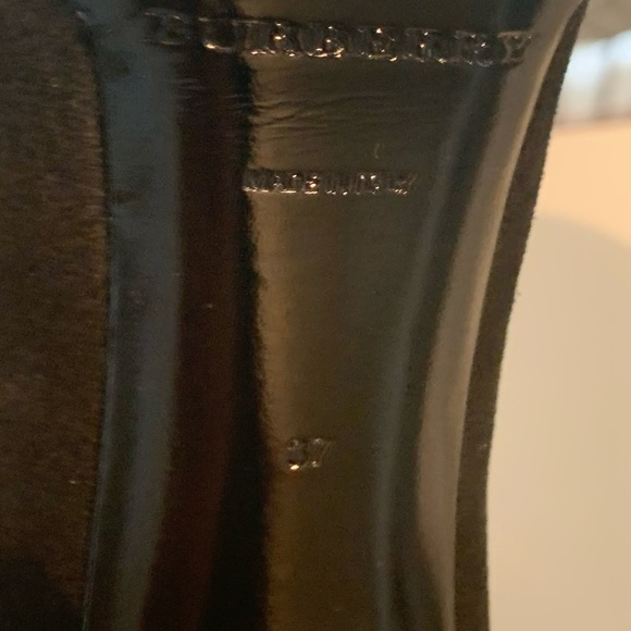 Authentic suede black Burberry boots - Picture 9 of 10